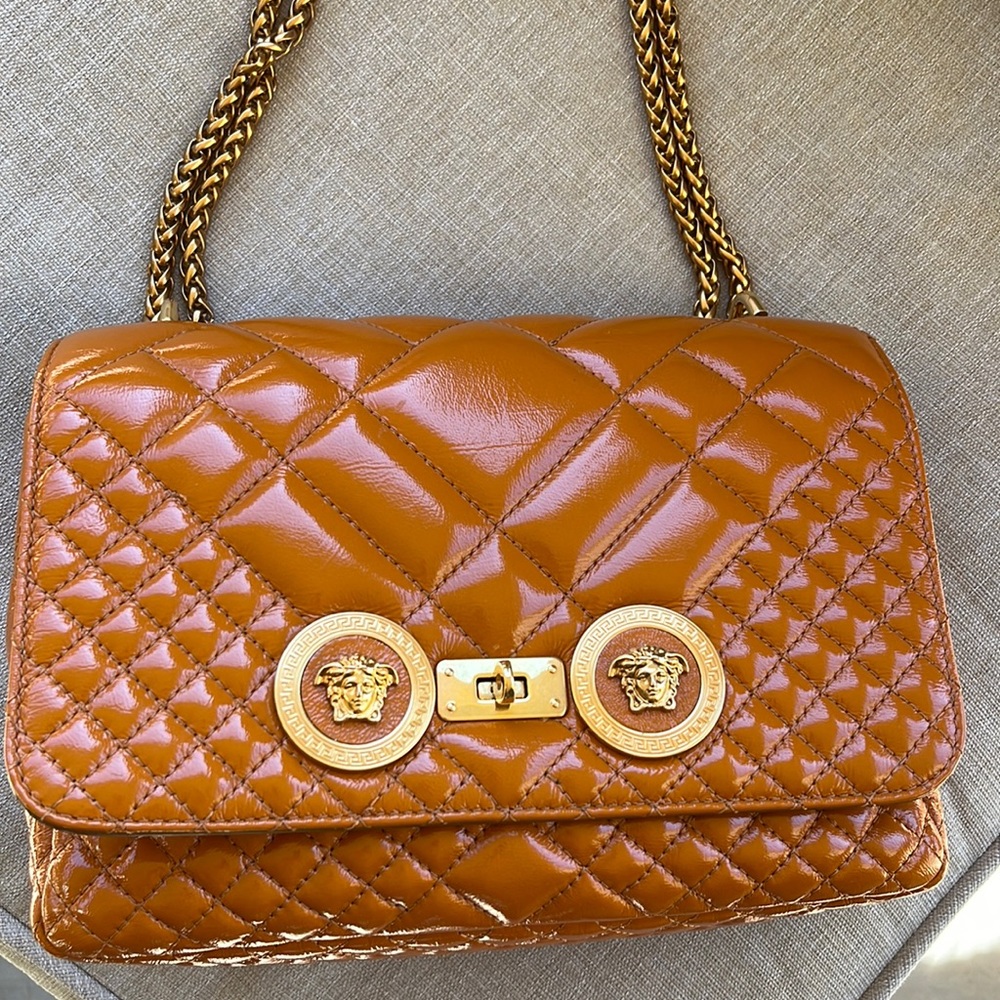 💯 Authentic Versace leather handbag from the limited Tribute collection!